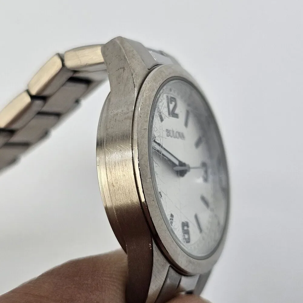 Bulova Women's Watch 28MM Gray Dial Bracelet‎ Band 7.5